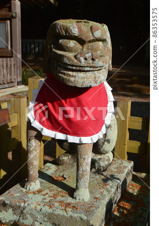 Komainu雕像(Aun雕像)(大淺彥神社/德島縣鳴門市大淺町坂東廣塚13) Komainu雕像(Aun雕像)(大淺彥神社/德島縣鳴門市大淺町坂東廣塚13) 86353575