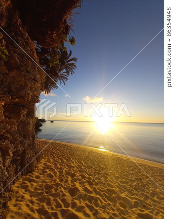 Ishigaki Sunset Beach 86354948
