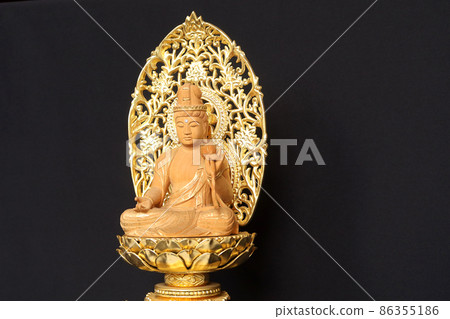 Kannon-sama's Buddha image shooting Black back copy space 1 Kannon-sama's Buddha image shooting Black back copy space 1 86355186