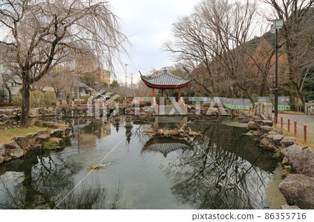 Walking around the castle town in winter ・ 23 (Gifu City: Nobunaga Oda's residence) Walking around the castle town in winter ・ 23 (Gifu City: Nobunaga Oda's residence) 86355716