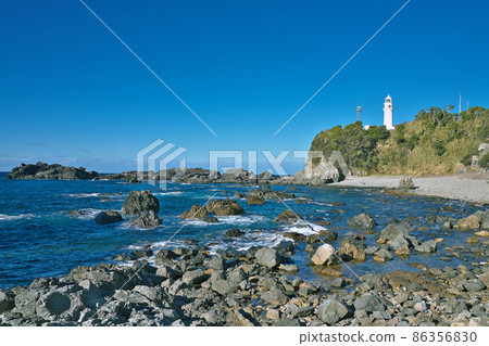 [Shiomisaki Lighthouse] Shiomisaki, Kushimoto-cho, Higashimuro-gun, Wakayama Prefecture 86356830