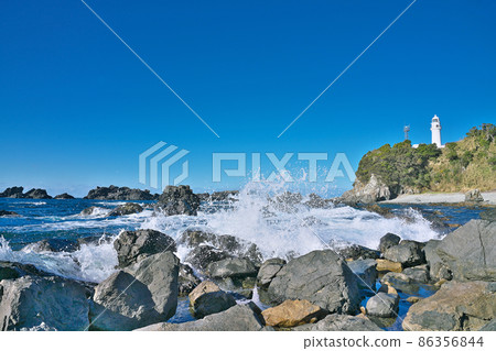 [鹽崎燈塔]和歌山縣東志郎郡串本町鹽崎 86356844