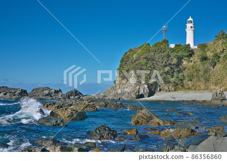 [Shiomisaki Lighthouse] Shiomisaki, Kushimoto-cho, Higashimuro-gun, Wakayama Prefecture 86356860