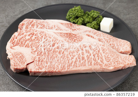 Marbled luxury Japanese black beef sirloin Marbled luxury Japanese black beef sirloin 86357219