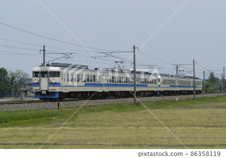 北陸本線福岡石戶 JR 西 475 系列 A23 + A08 組織(金澤) 北陸本線福岡石戶 JR 西 475 系列 A23 + A08 組織(金澤) 86358119