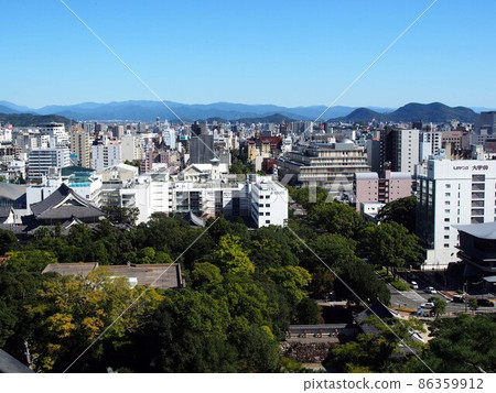 Autumn Kochi city (view from Kochi castle: east-southeast side) 86359912