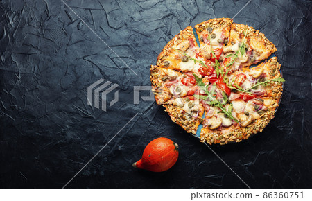 Autumn pumpkin pizza 86360751