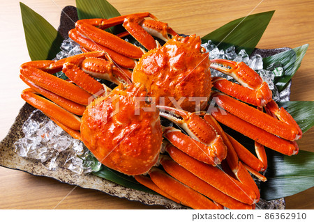 Snow crab table photo 86362910