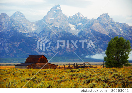 大提頓和早期摩門教徒的舊穀倉 大提頓和早期摩門教徒的舊穀倉 86363041