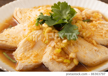 Drooled chicken Drooled chicken 86363797