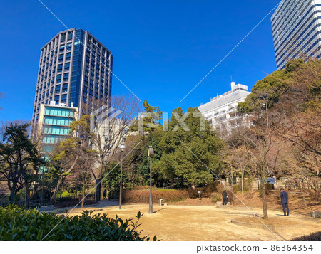 Shimizudani Park, Kioicho, Tokyo 86364354