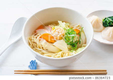 Salted tanmen and dumplings 86364723