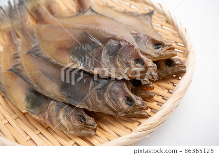 Overnight dried curry 86365128