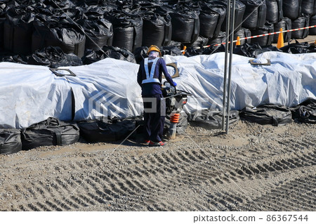 Local compaction work scene at Rammer 86367544