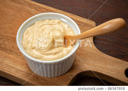 Peanut butter 86367958