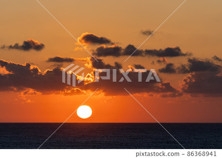 Sunrise over from Higashi Heian Nazaki on Miyakojima, Okinawa 86368941