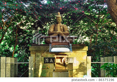 法山寺遊殿（源義友最後的地方）的源義友像：愛知縣知多郡美浜町 86375196