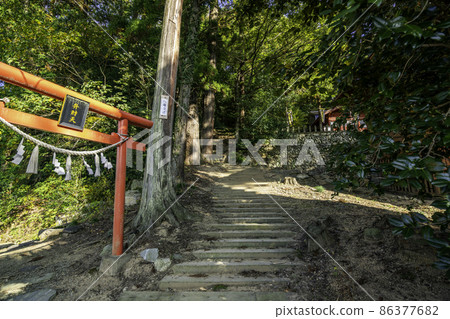 小畑小畑八幡宮參拜石階群馬縣堪羅町 86377682