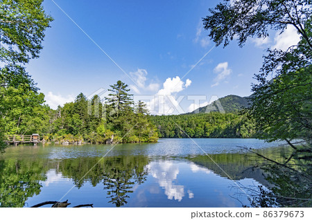 Lake Akan at the foot of Mt. Oakan Lake Akan at the foot of Mt. Oakan 86379673