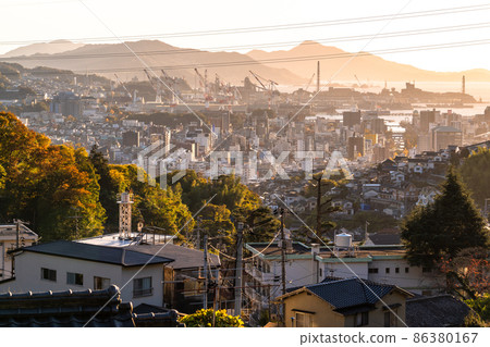 《Hiroshima Prefecture》 Dusk in the center of Kure city / port town 86380167