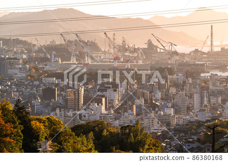 《Hiroshima Prefecture》 Dusk in the center of Kure city / port town 86380168
