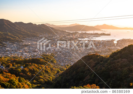 《Hiroshima Prefecture》 Dusk in the center of Kure city / port town 86380169