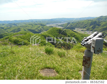 Hirafuku "Rikan Castle Ruins" before stone wall maintenance work Hirafuku "Rikan Castle Ruins" before stone wall maintenance work 86382582
