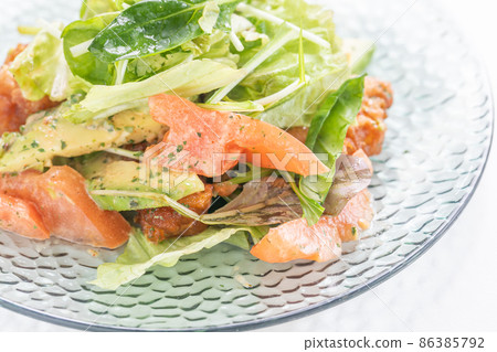 凱撒沙拉凱撒沙拉 凱撒沙拉凱撒沙拉 86385792