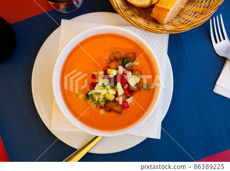 Spanish tomato soup Gazpacho Spanish tomato soup Gazpacho 86389225
