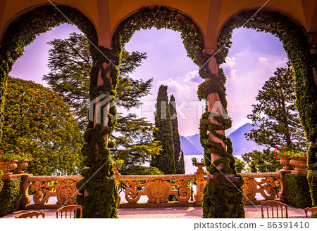 Villa del Balbianello, lake Como, Lenno, italy Villa del Balbianello, lake Como, Lenno, italy 86391410