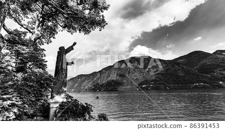 Villa del Balbianello, lake Como, Lenno, italy Villa del Balbianello, lake Como, Lenno, italy 86391453