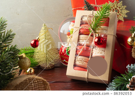 Beautiful colorful set of macarons on Christmas background 86392053