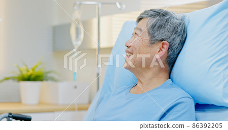 senior man in wheelchair senior man in wheelchair 86392205