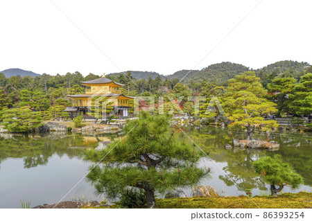 Late autumn Shari-den Temple Kyoko Pond and Sariden Kinkaku Late autumn Shari-den Temple Kyoko Pond and Sariden Kinkaku 86393254