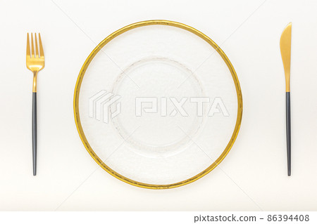 Plate, knife and fork 86394408