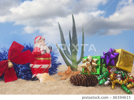 Christmas at The Beach Holiday Travel or Vacation Concept 86394615