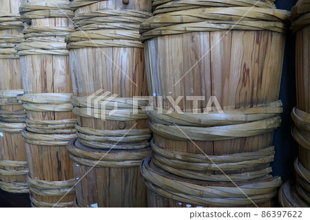 Barrel wooden barrel Barrel wooden barrel 86397622