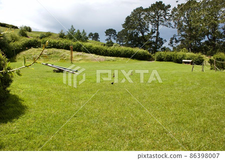 霍比屯電影佈景之旅新西蘭 Hobbiton New Zealand 86398007