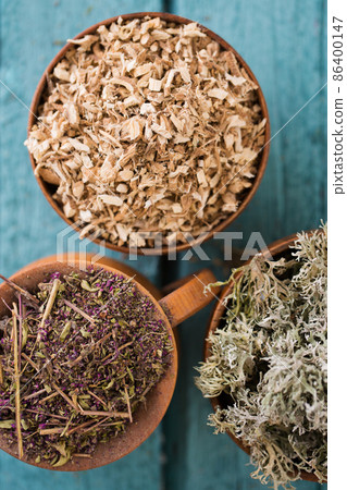 Marjoram, Icelandic moss and licorice root homeopathic herbs 86400147