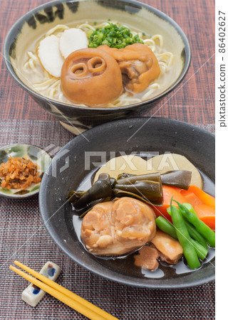 Okinawan cuisine, simmered tebichi, simmered tebichi, tebichi soba Okinawan cuisine, simmered tebichi, simmered tebichi, tebichi soba 86402627
