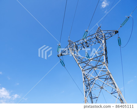 electricity pylon and the blue sky 86405111