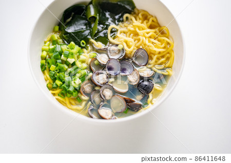Liver-friendly clam ramen 86411648