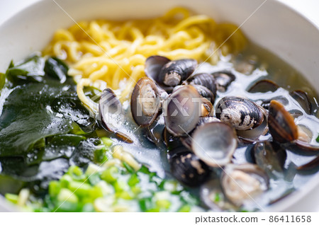 Liver-friendly clam ramen Liver-friendly clam ramen 86411658