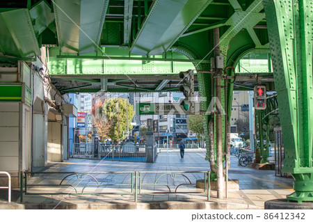 In front of Suidobashi Station / Tokyo 86412342