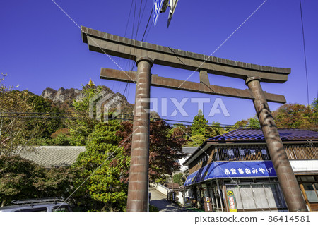 群馬縣富岡市妙木神社一野鳥居 86414581