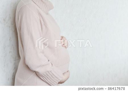 Pregnant women maternity Pregnant women maternity 86417678