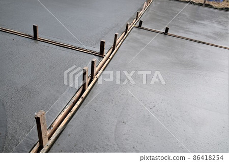 Exterior work flow (5) Ready-mixed concrete injection, trowel work, material background 86418254