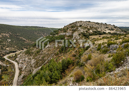 Autumnal Landscape view at Beteta, Serrania de Cuenca. Castilla la Mancha, Spain Autumnal Landscape view at Beteta, Serrania de Cuenca. Castilla la Mancha, Spain 86423965