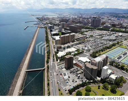 Aerial view of the coastline near Yojiro in Kagoshima City Aerial view of the coastline near Yojiro in Kagoshima City 86425615
