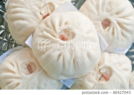 White soft fluffy Chinese white BBQ pork baos 86427043